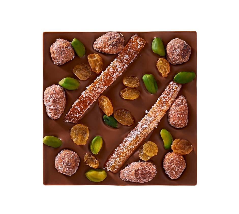 Tablette chocolat lait, fruits secs & oranges confites