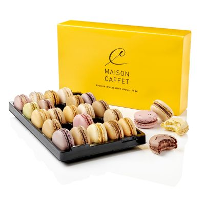 Coffret de 25 macarons assortis