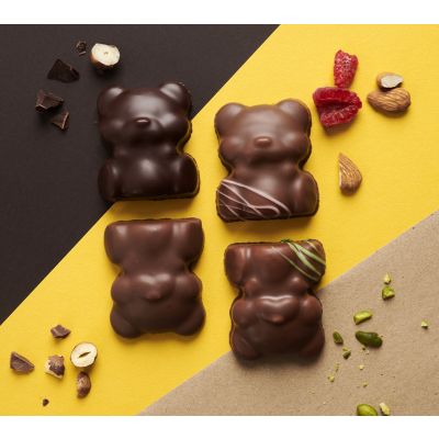 Box of assorted marshmallow and praline teddy bear