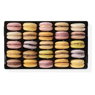 Coffret de 25 macarons assortis