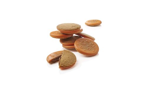 Biscuits nature sur un fondant palet de chocolat fourré de praliné amandes parfumé à l’orange 150 g